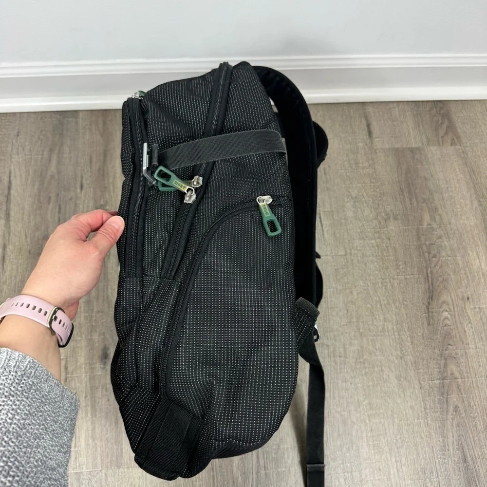 Thule Crossover Black Backpack Travel Laptop School Bag Multi Pocket Gorpcore